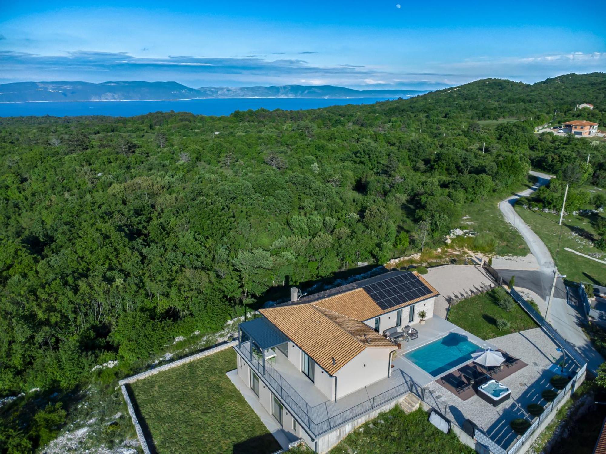 Villa Tonka With Jacuzzi Sauna And Private Pool Labin  Extérieur photo
