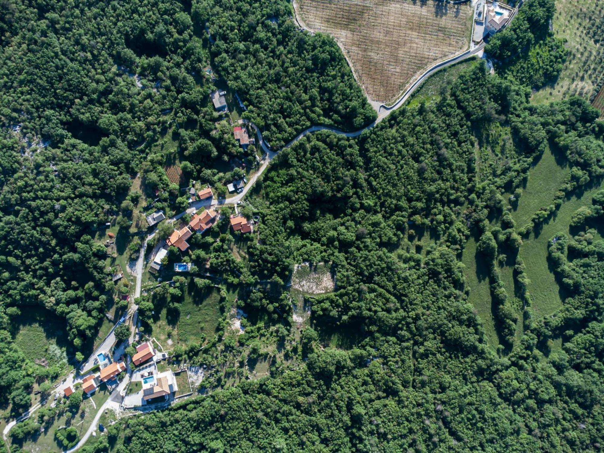 Villa Tonka With Jacuzzi Sauna And Private Pool Labin  Extérieur photo