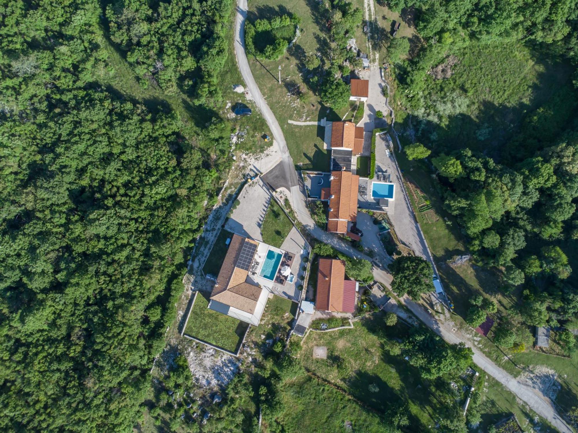 Villa Tonka With Jacuzzi Sauna And Private Pool Labin  Extérieur photo
