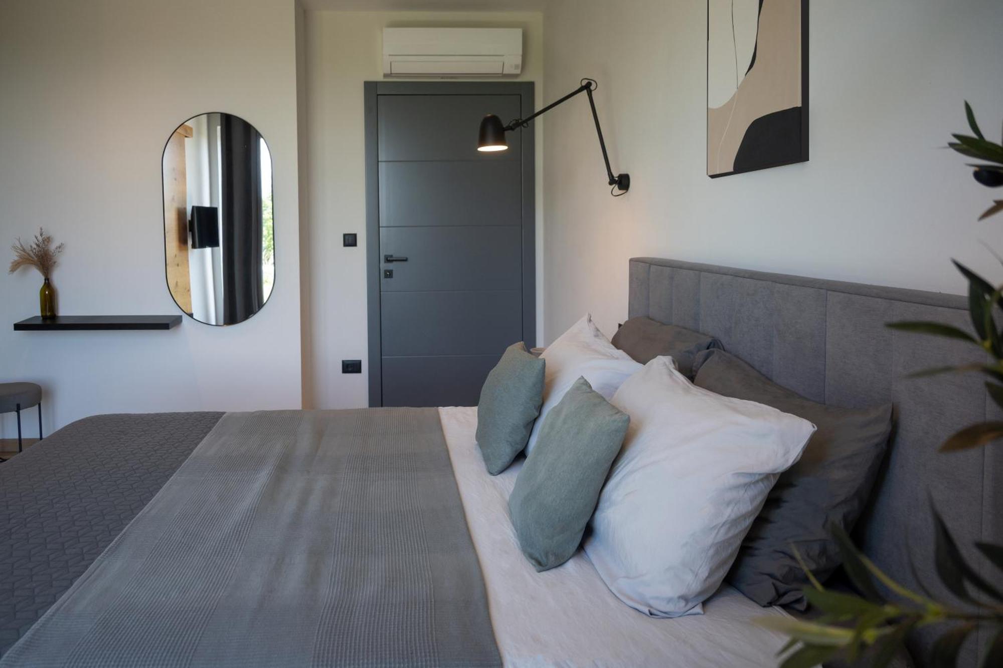 Villa Tonka With Jacuzzi Sauna And Private Pool Labin  Extérieur photo